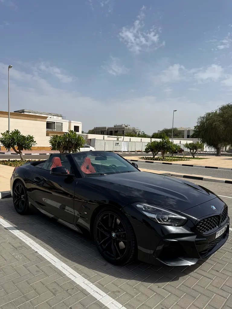 BMW Z4 2019 — photo 1 of 16