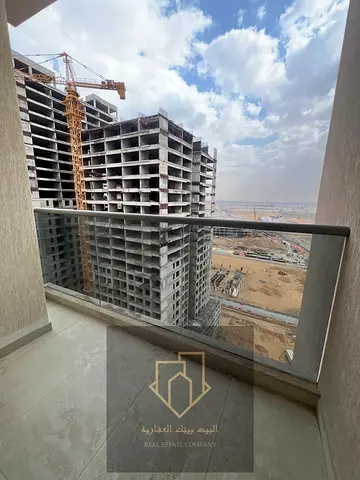 Studio apartment in Garden Residence with balcony and amenities at a special price