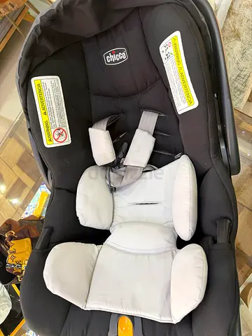 Chicco Infant Car Seat - Good Condition