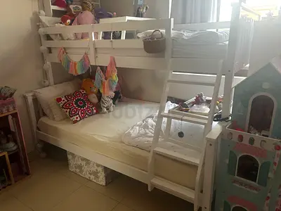 Bunk bed