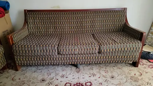 FREE Furniture Giveaway – Sofa + Dining + Coffee Table (Urgent Pickup!)