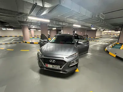 Hyundai Kona 2.0 I4 FWD 2021 - Canadian Specs - GCC Ready!