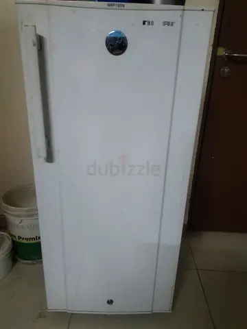 Single-door Upright Freezer in White - Used