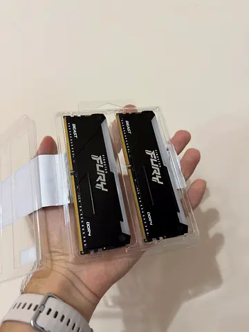 64GB DDR4 RGB RAM KINGSTON FURY BEAST RGB