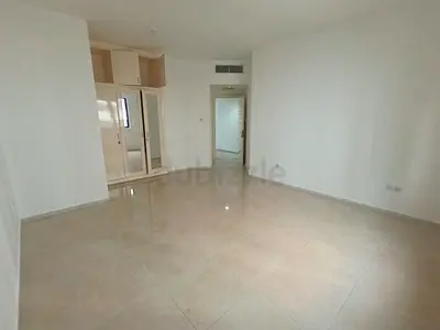 SPACIOUS ROOM AVAILABLE FOR RENT- MONTHLY BASED FOR EXECUTIVE INDIAN BACHELORS ONLY