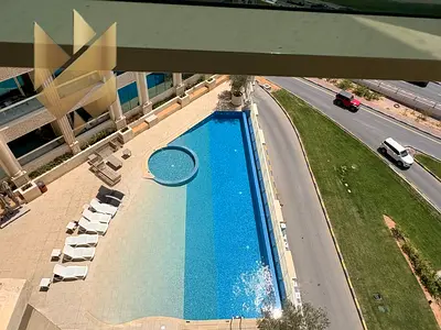 غرفة وصالة للإيجار بمواصفات مميزة مع مسبح وجيم وباركن