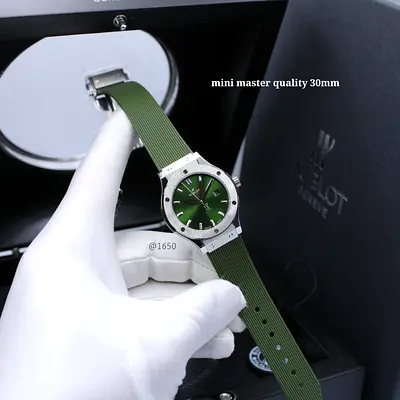 Green Dial Hublot-style 30mm Wristwatch with Rubber Strap