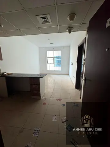 A great opportunity 1BHK in City Towers | Master bedroom | Good size | 2 bathrooms | Prime location close to all services | Suitable for family living