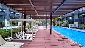 Elegant &amp; Bright 1BHK | Pool View | Ellington