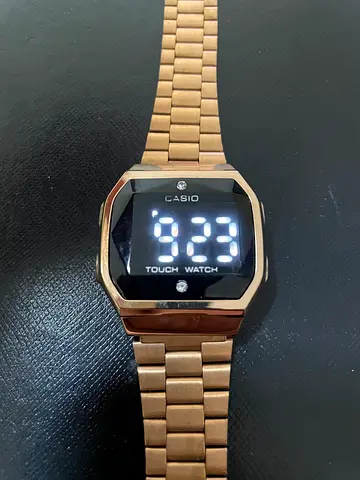 Casio vintage-style LED touch watch in rose gold - working