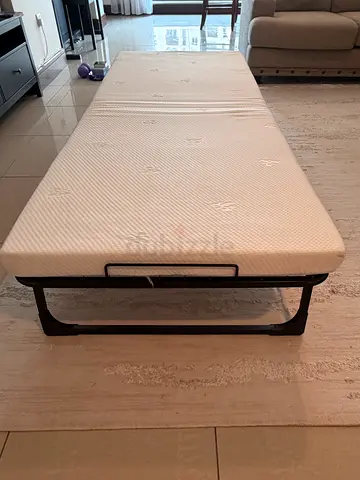 Folding bed