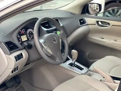 2017 Nissan SENTRA photo 8