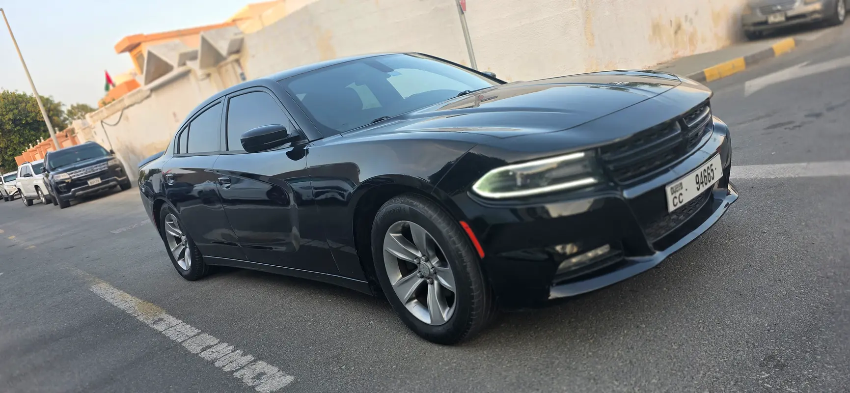 Dodge Charger 2016 — photo 1 of 6