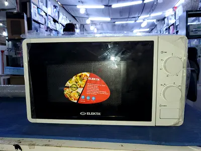 Elekta 20L Manual Microwave white colour Oven
