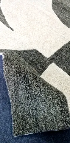 WEST ELM Brook Tufted Wool Rug