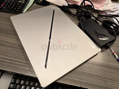 Asus rog zyphrus G16 2TB 32GB 16 Gaming beast