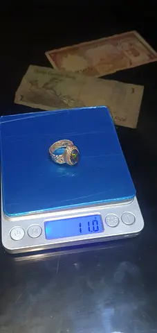 Mens silver ring with green stone — weighs shown on scale ، African opal ، اوبال افريقي فل فاير