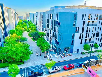 OPEN VIEW//-WITH BALCONY//-SPACIOUS ONE BEDROOM APPRTMENT//-