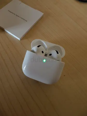 Apple AirPods (4th gen) ANC with Wireless Charging Case - Excellent condition
