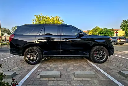 2025 FORD EXPEDITION photo 4