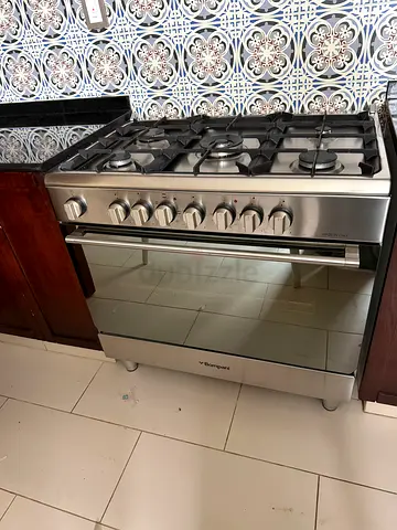 Bompani gas cooker and over - excellent condition
