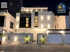 Three floors at a bargain price, including electricity, water, and air conditioning, ready to move i