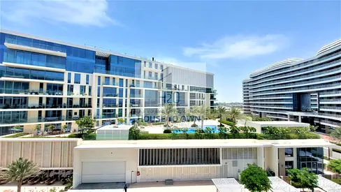 Iconic Beach Living | Partial Sea View