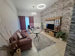 Fully Furnished One Bedroom With Multiple Cheque