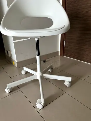 Like New IKEA Desk Chair (White) - Bought in February!