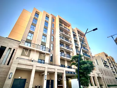 Stunning Water Views | Spacious & Ready | Maryam Island