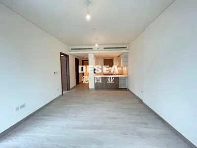 Open City View | Unfurnished | Vacant on Transfer