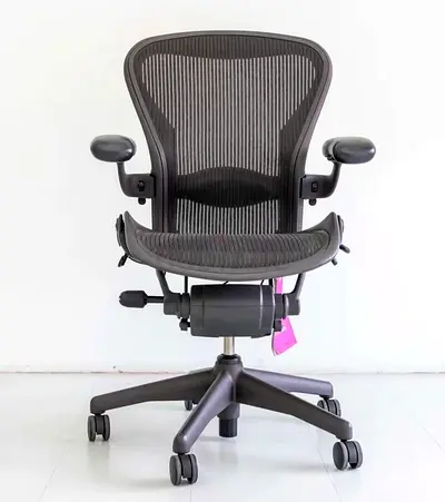 Selling for Herman Miller Areon classic chair size B size and C available