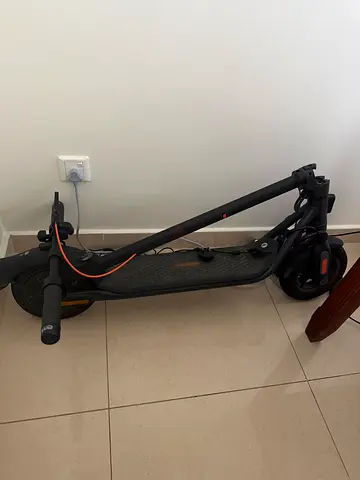 Foldable Electric Scooter (Used) - Good Working Condition