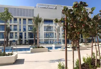 Pool View and Access | 1BR Loft | Great Location