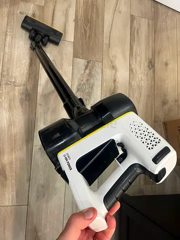Karcher Lightweight cordless stick vacuum - great conditions + accessories
