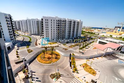 Ready To Move | Well Maintained | High Floor