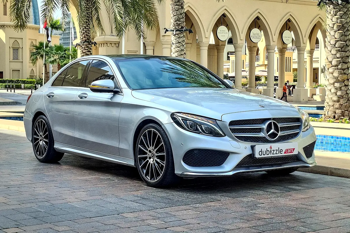 Mercedes-Benz C-Class 2018 — photo 1 of 15