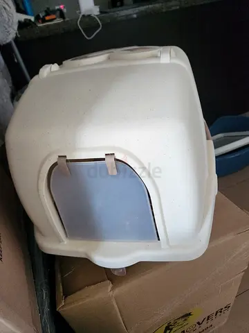 Covered Cat Litter Box with Swing Door - Good Condition