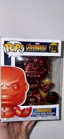 AVENGERS INFINITY WAR: THANOS #289 Red SPECIAL EDITION Funko pop