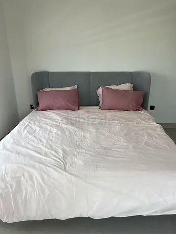 Queen size grey bed Set - Excellent condition, only used for a week
