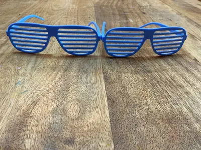 Blue Slatted Party Sunglasses - Unisex Fun Accessory