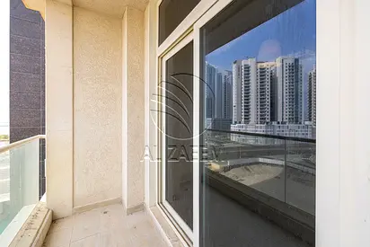 √ High Level Tenanted Unit with Rent Refund √