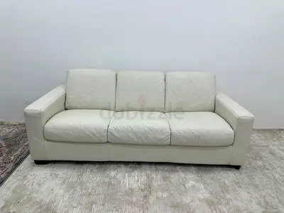 Like new condition Natuzzi brand three seater sofabed