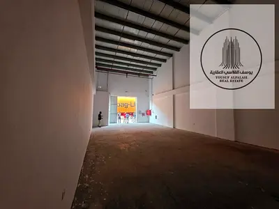 مستودع للايجار السنوي في الجرف الصناعية 2 مساحة 2000 قدم السعر 100,000 درهم