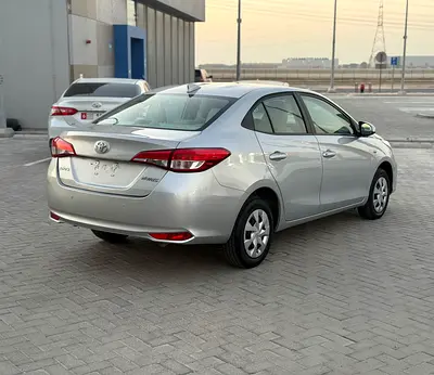 2021 Toyota YARIS — фото 5