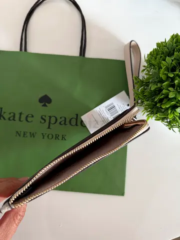 Kate Spade New York Lucy Spade Flower Medium L-Zip Wristlet