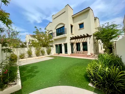 Spacious 3-Bedroom + Maid’s Room | Private Big Garden | 5 Washrooms | Laundry Room