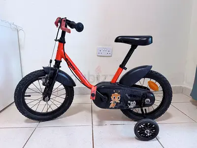 Decathlon Btwin 14” Small Kids Bicycle with Training Wheels — Good Condition