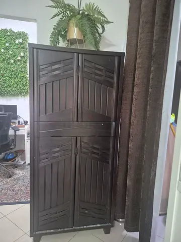 Dark brown tall shoe cabinet / wardrobe - good used condition