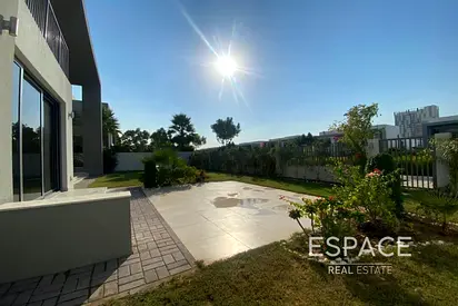Greenbelt | Vacant | Spacious